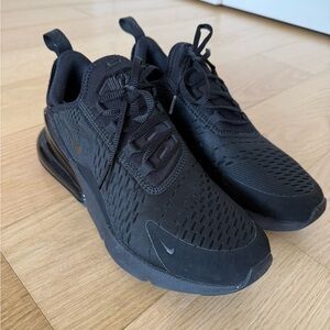Nike Air Max 270 Size 9
